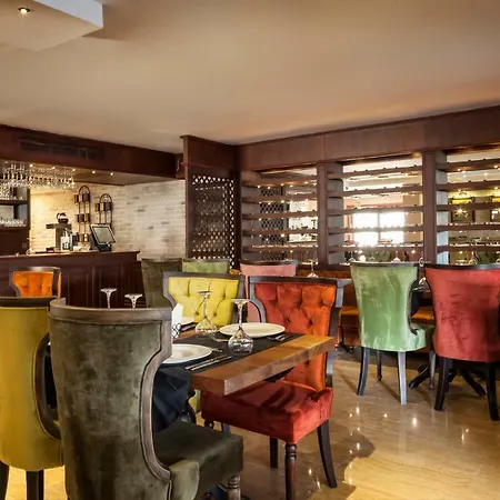 Cadence Design 3* アンカラ