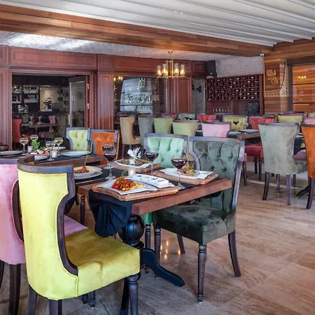 ホテル Cadence Design 3*