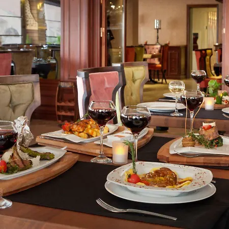 Hotel Cadence Design